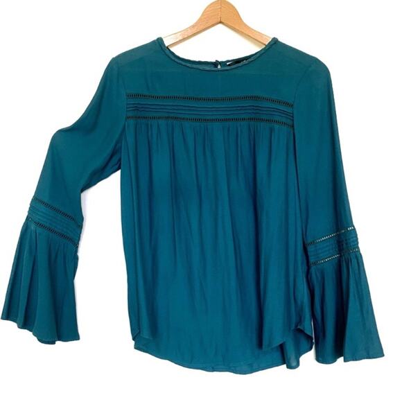 GNW Boho Blouse Sz S Women's Long Bell Sleeve Braid Trim Cutwork Pintuck Teal - Picture 1 of 8